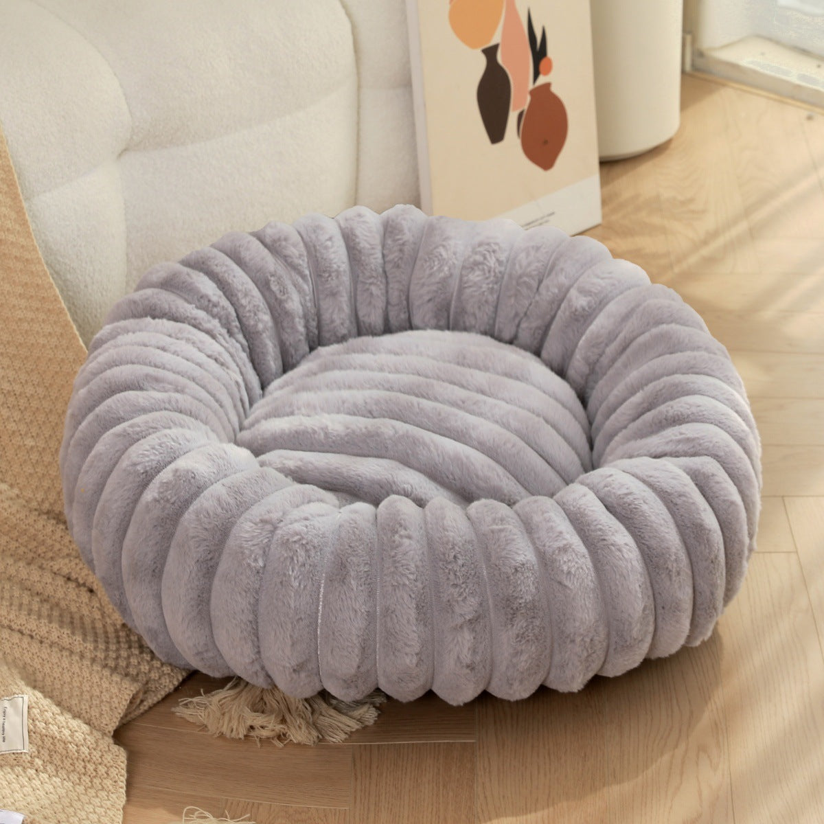 Thick Rabbit Plush Round Pet Bed For Warm Winter Comfort